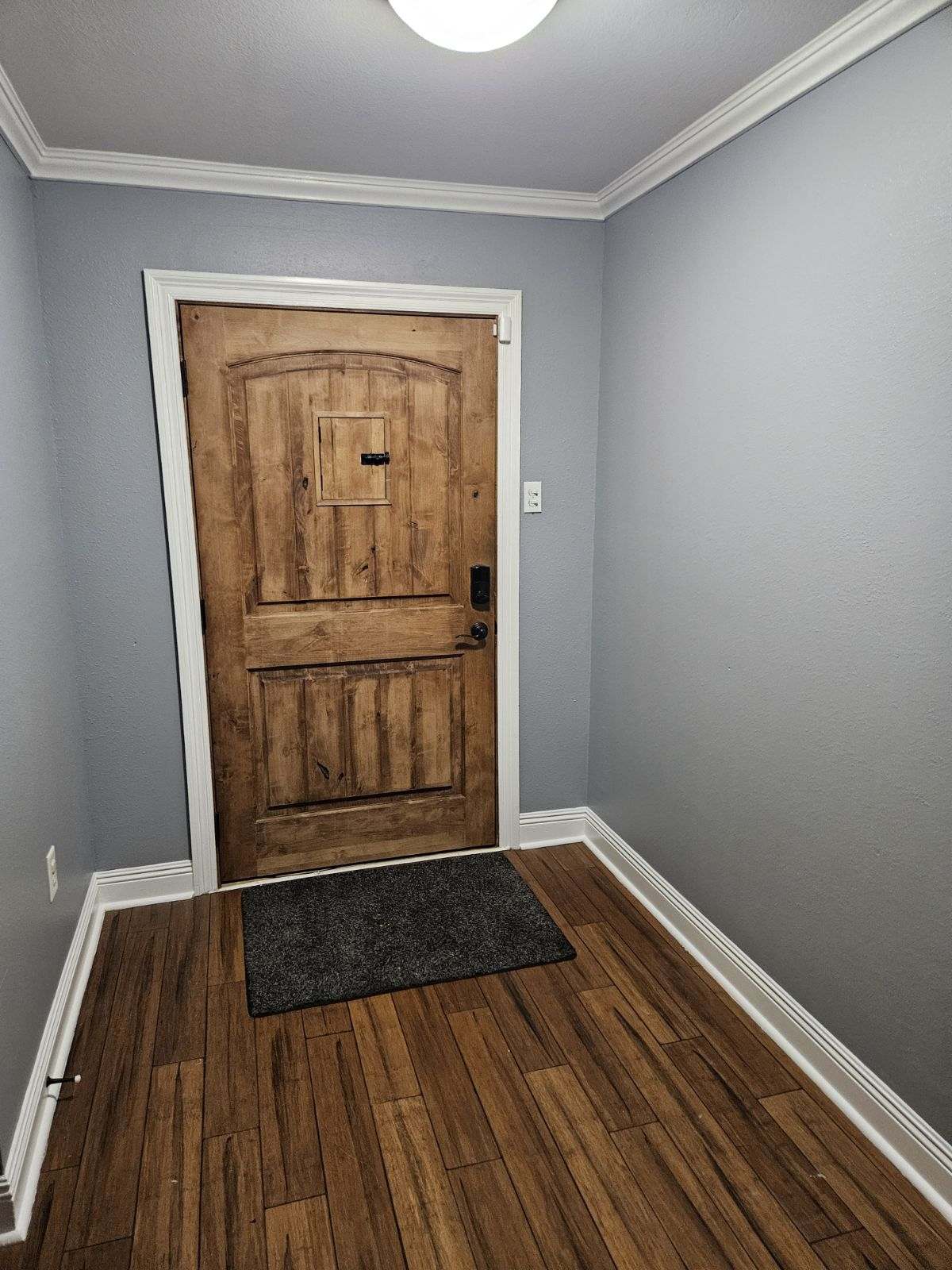 5900 Chatham Drive – photo 2