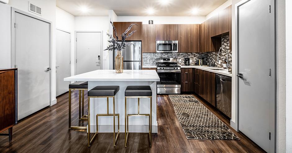 Aster Blue Diamond Apartments – photo 2