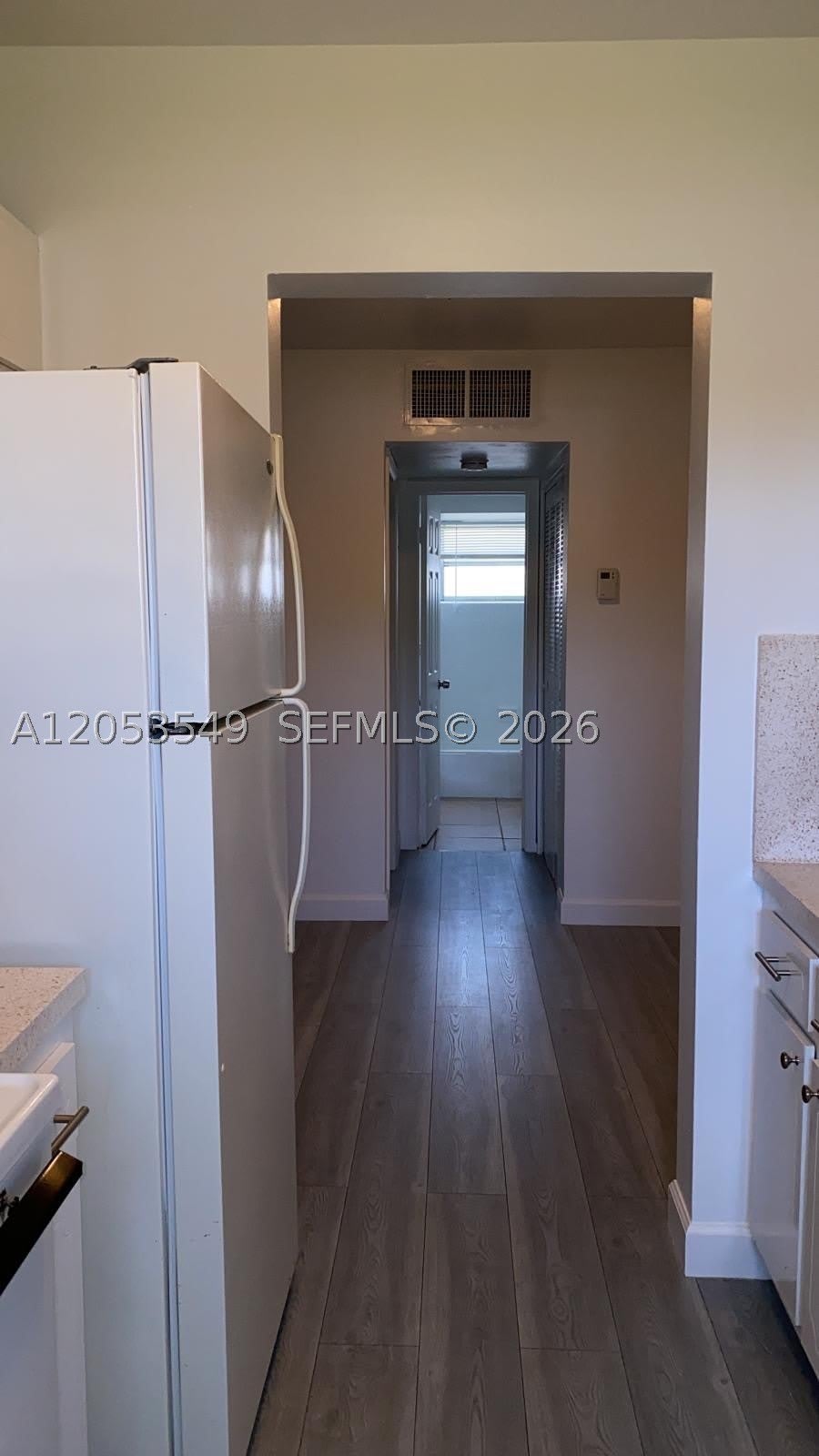 2300 Pierce St – photo 4