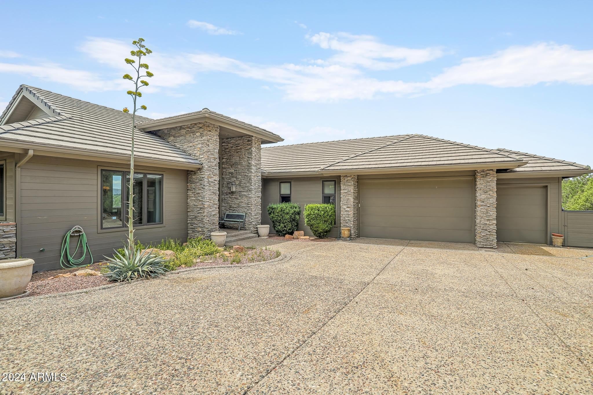 804 N GRAPEVINE Drive – photo 4