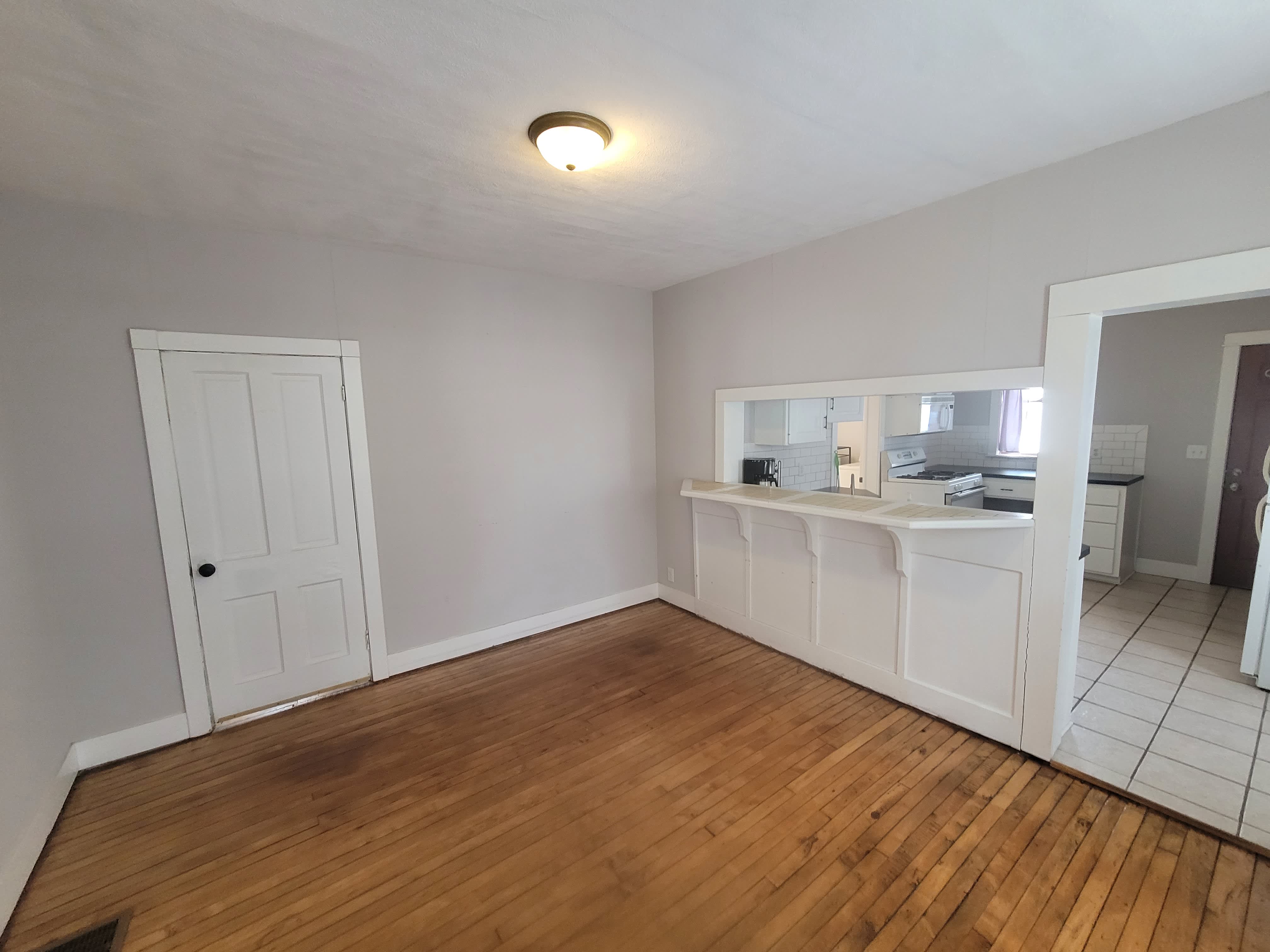 125 E 15th St – photo 4