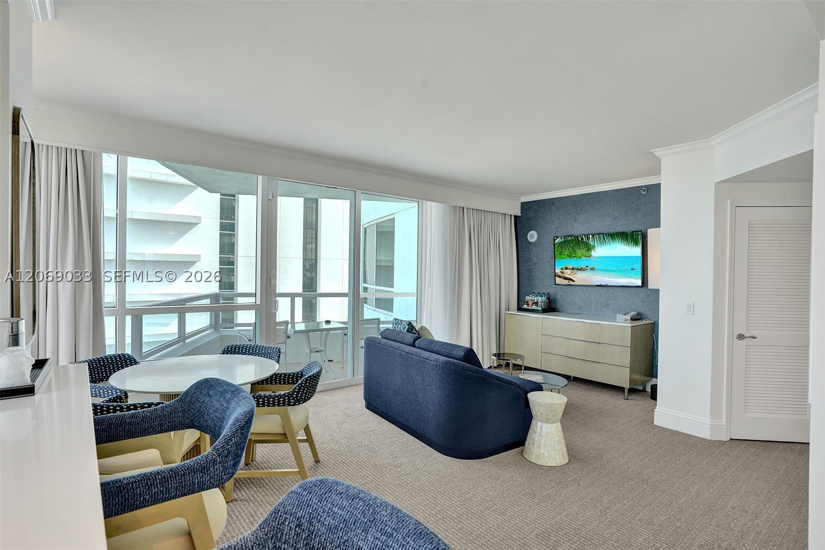 4401 Collins Ave – photo 5