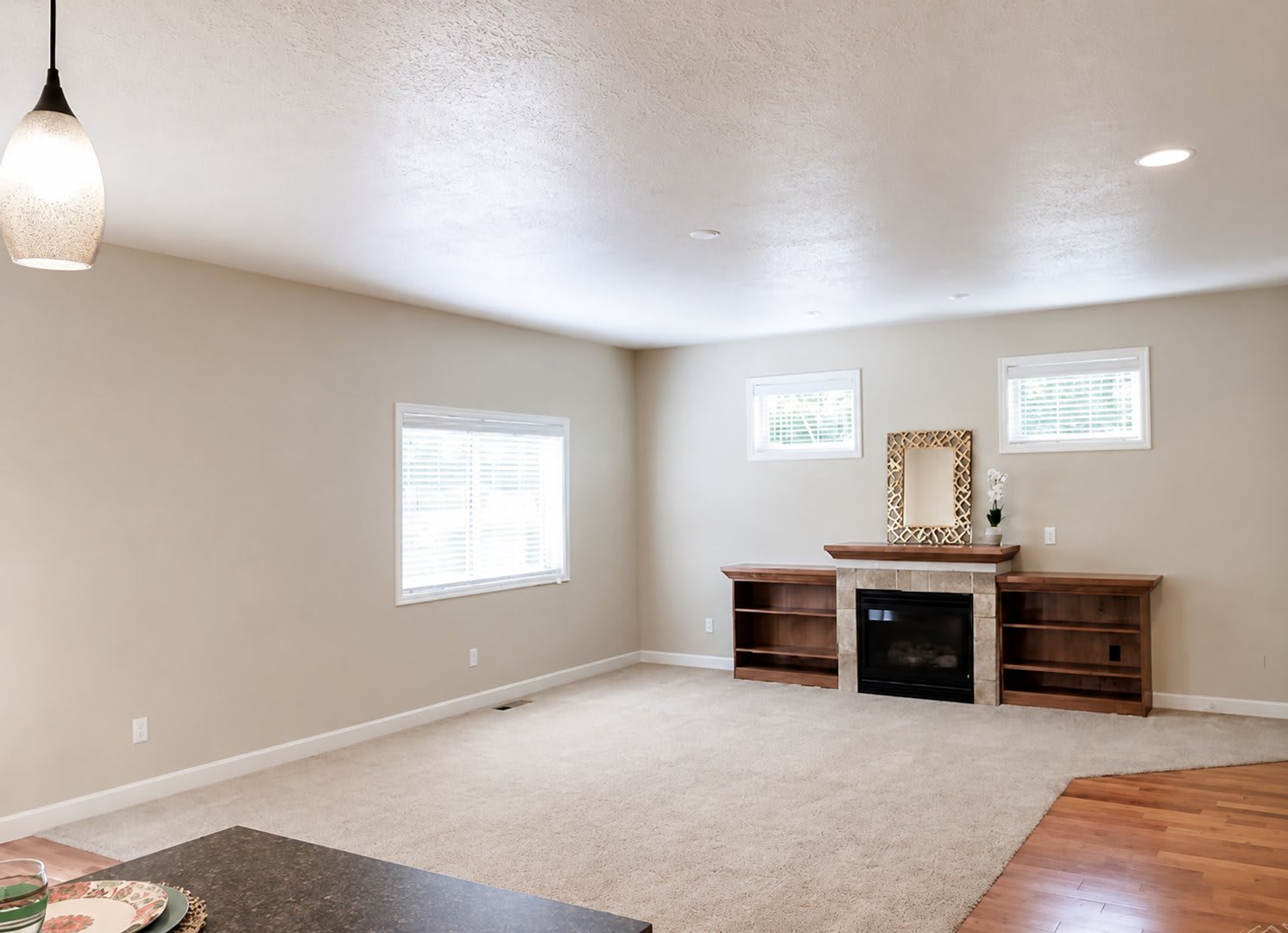 Spacious 3 Bedroom + Bonus Room Near the Old Mill District – photo 4