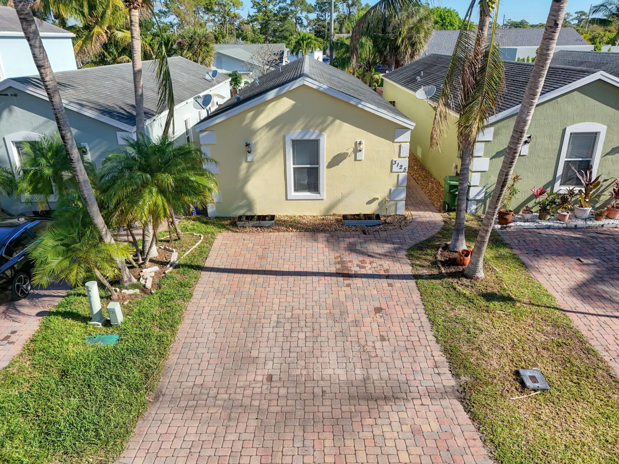 3125 Shelby Way – photo 2