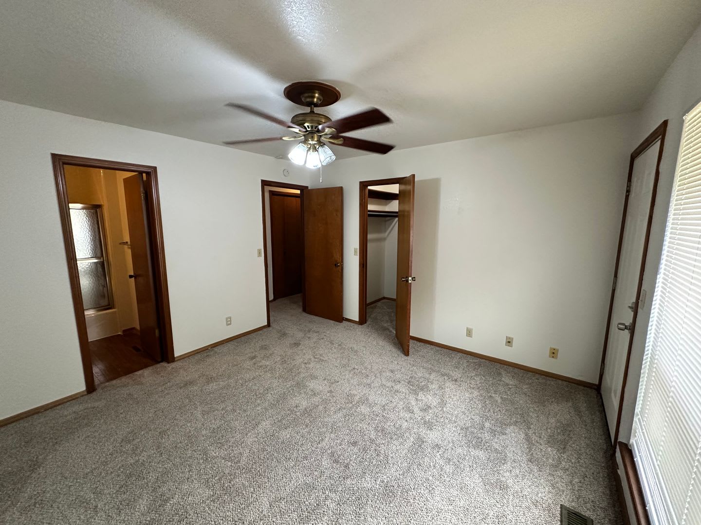 Beautiful 3-Bedroom Duplex in the Heart of Norman! – photo 5