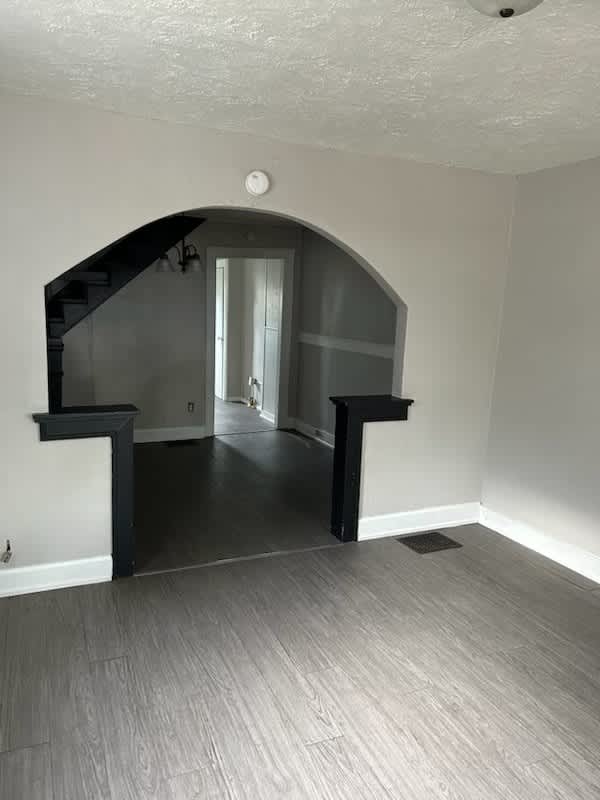 1626 Lawton Avenue New – photo 1