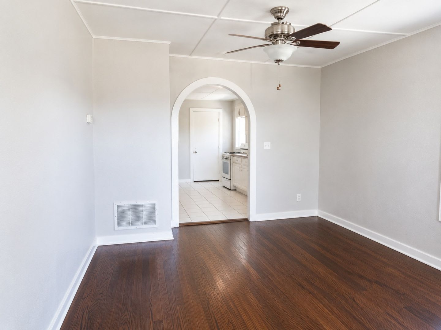 1 Month Free With 1 Year Lease Move In Ready 2 Bed Phoenix Home Minutes To Airport Asu Tempe Scottsdale Short Long Term Leases Welcome – photo 5