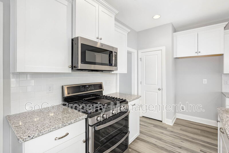 188 Silver Hill Street – photo 3