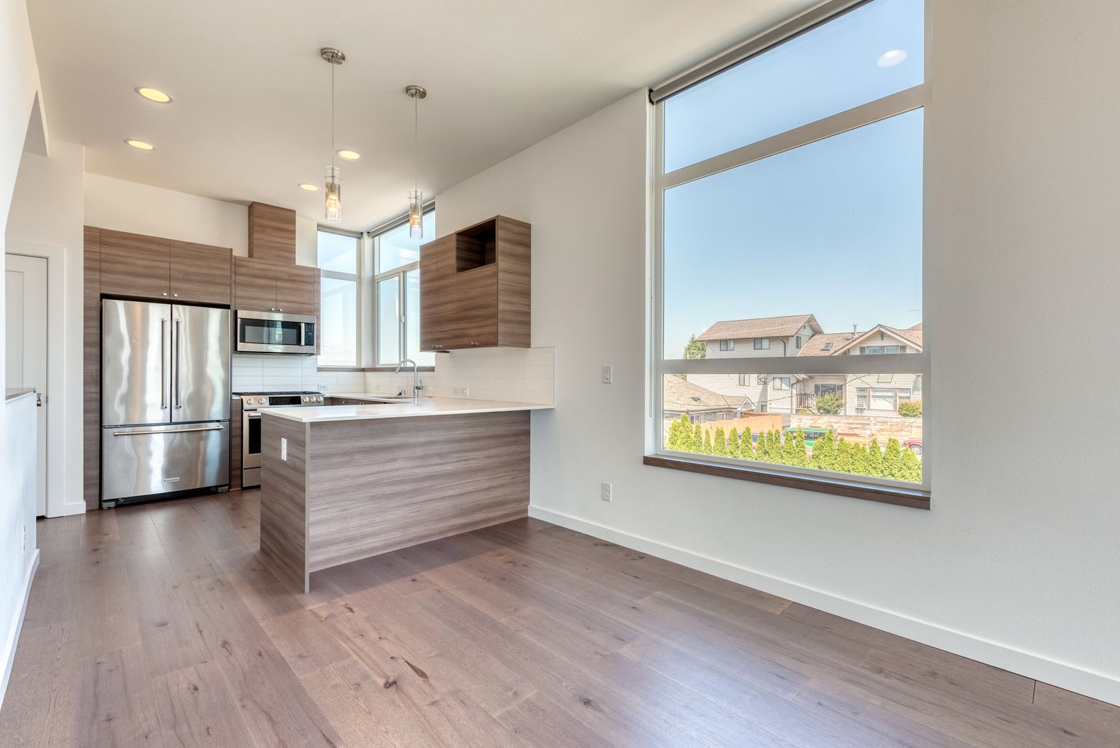 Beacon Hill Townhome – photo 4
