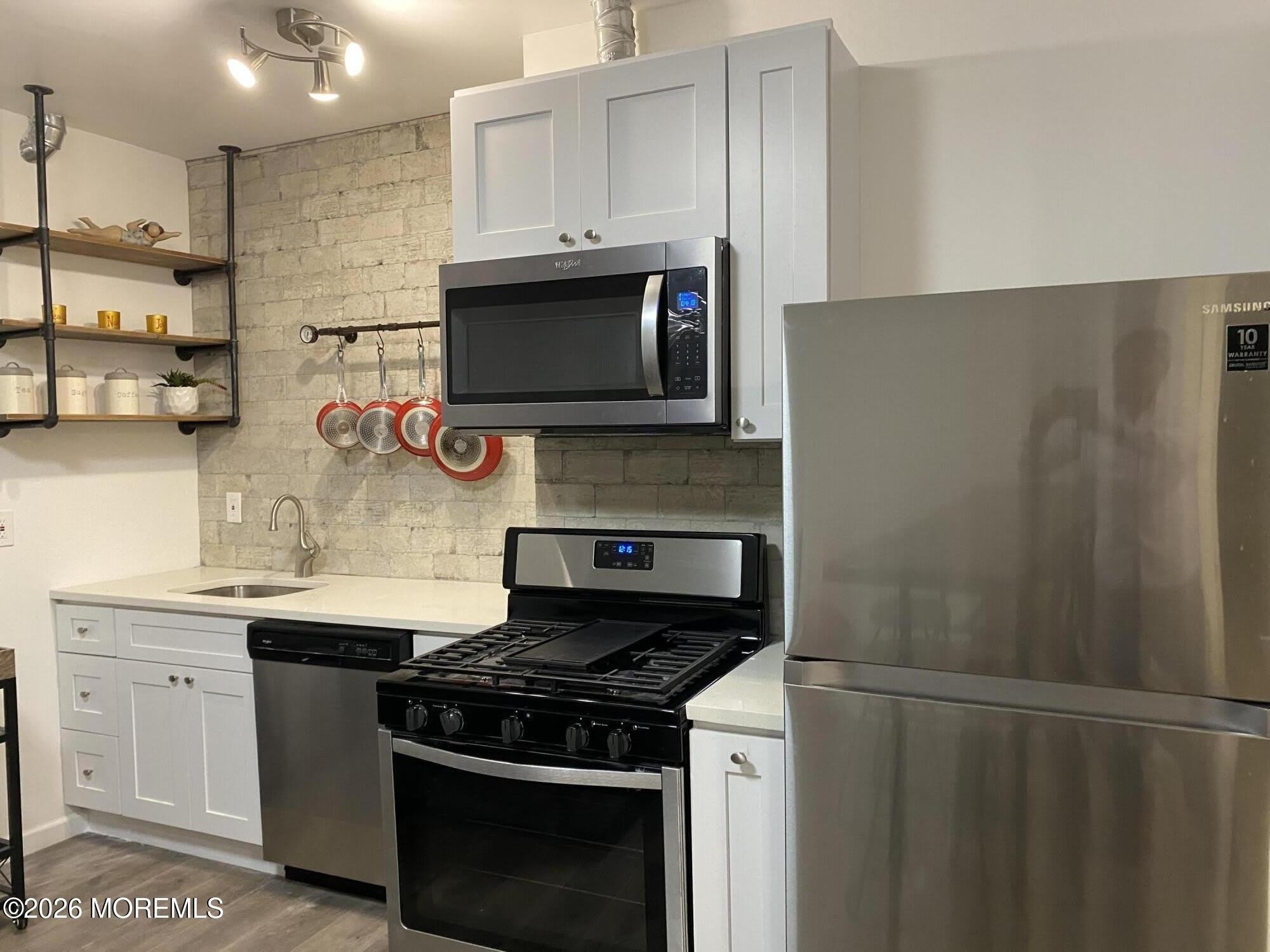 95 Cooper Avenue – photo 4
