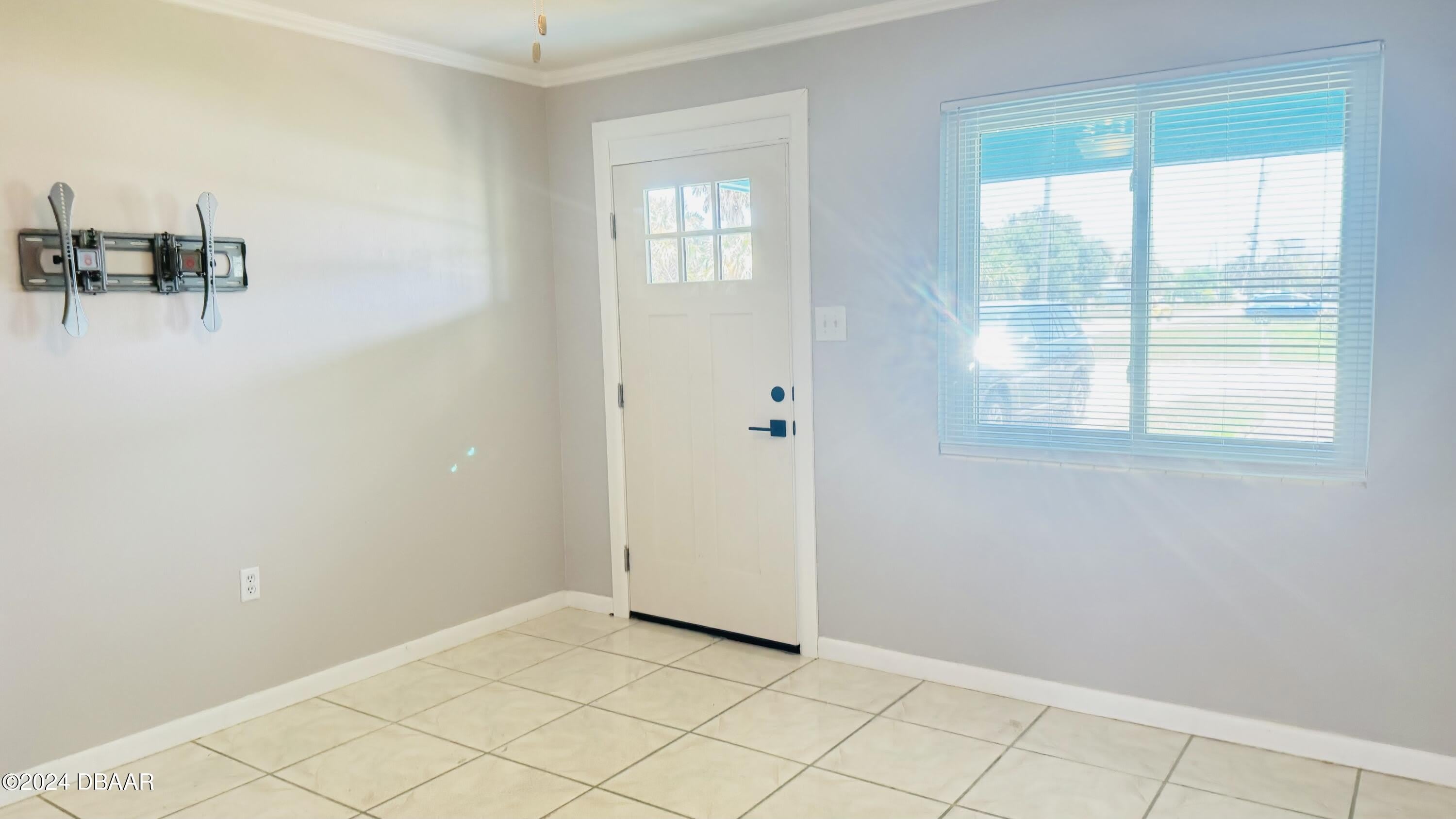 215 Rockefeller Drive – photo 5