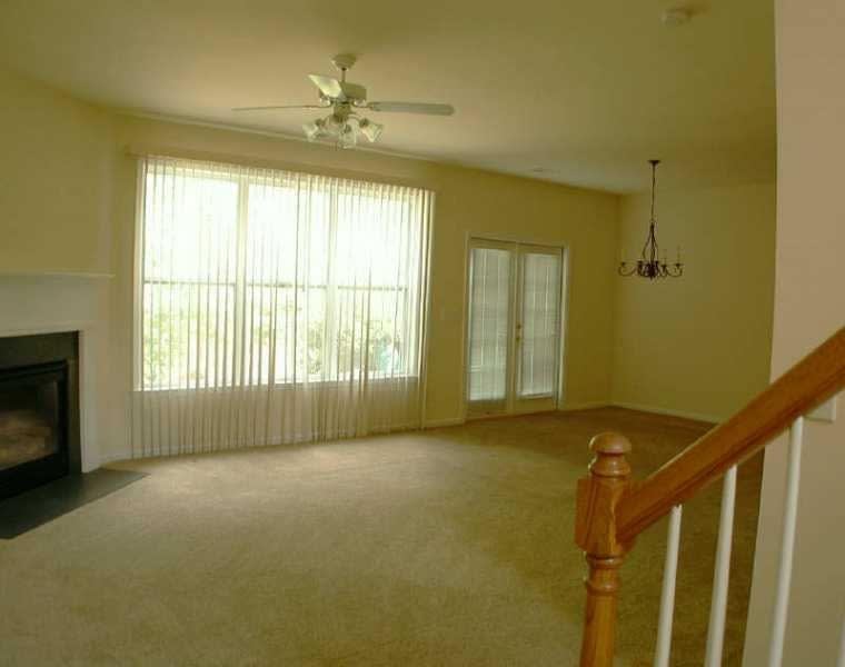 Town Home – photo 4