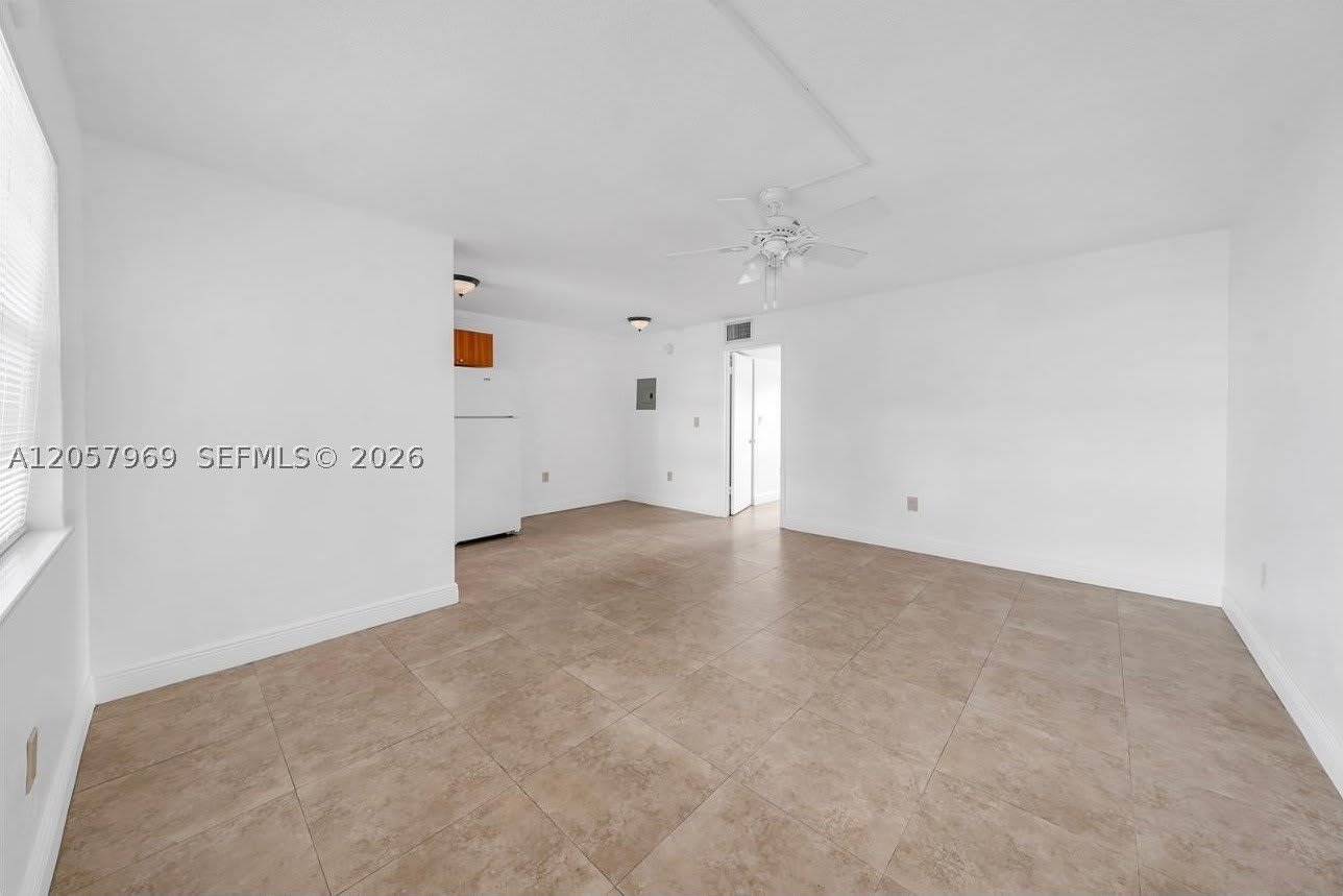 6270 W Flagler St – photo 1