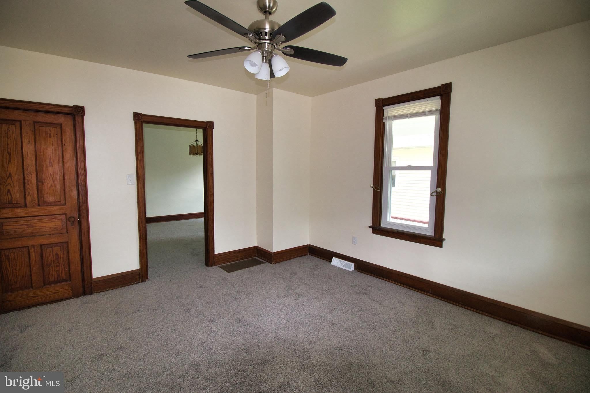 143 GREEN Street – photo 4