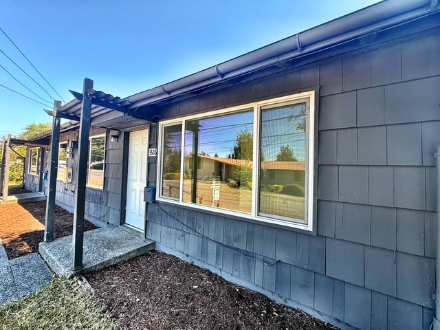 3326 Halverson Avenue – photo 2