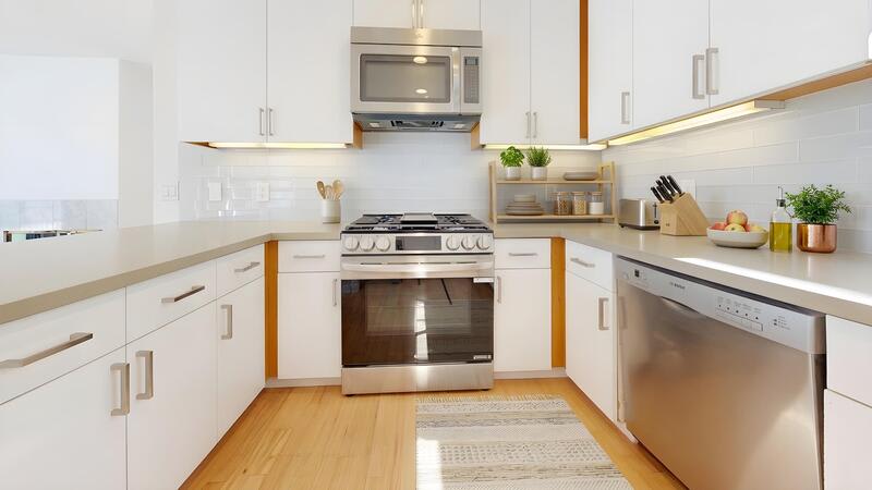 1318 Manhattan Avenue – photo 3