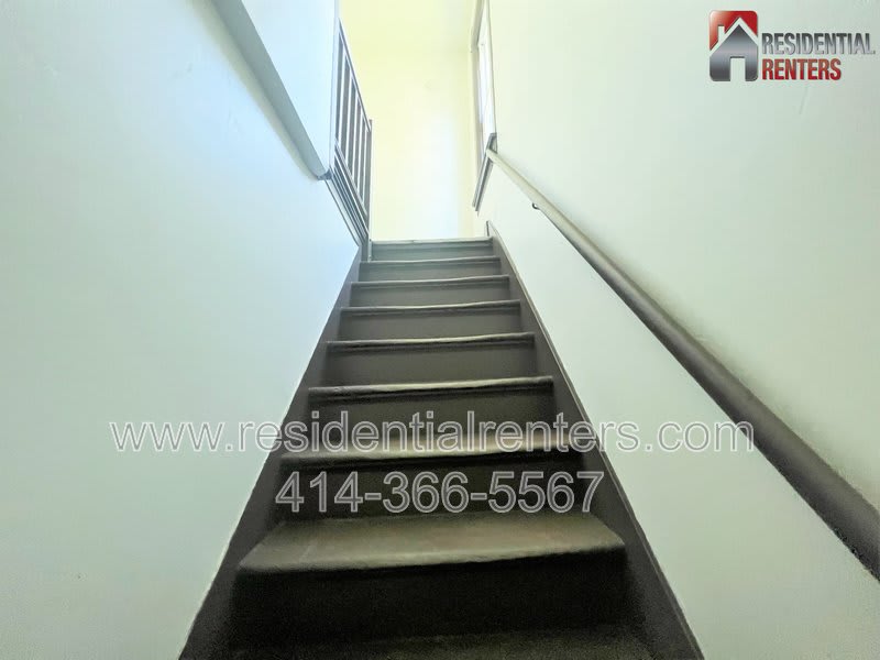 3001 N 1st St – photo 2