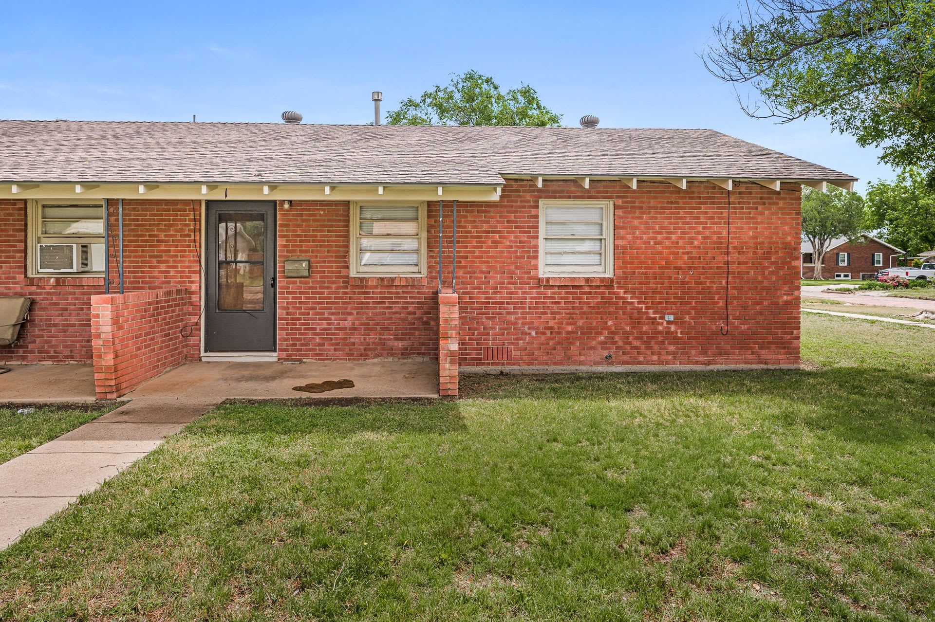2 Bedroom near the Square – photo 2