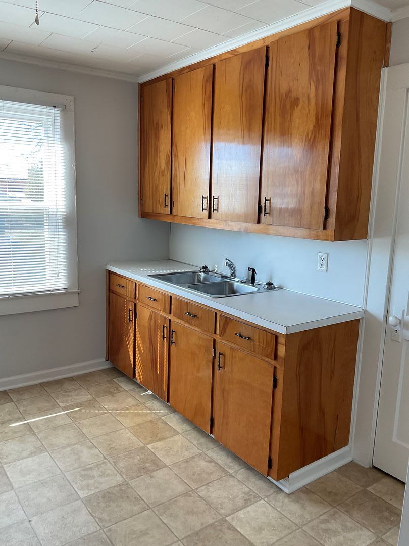 Studio Apartment in Belmont – photo 3