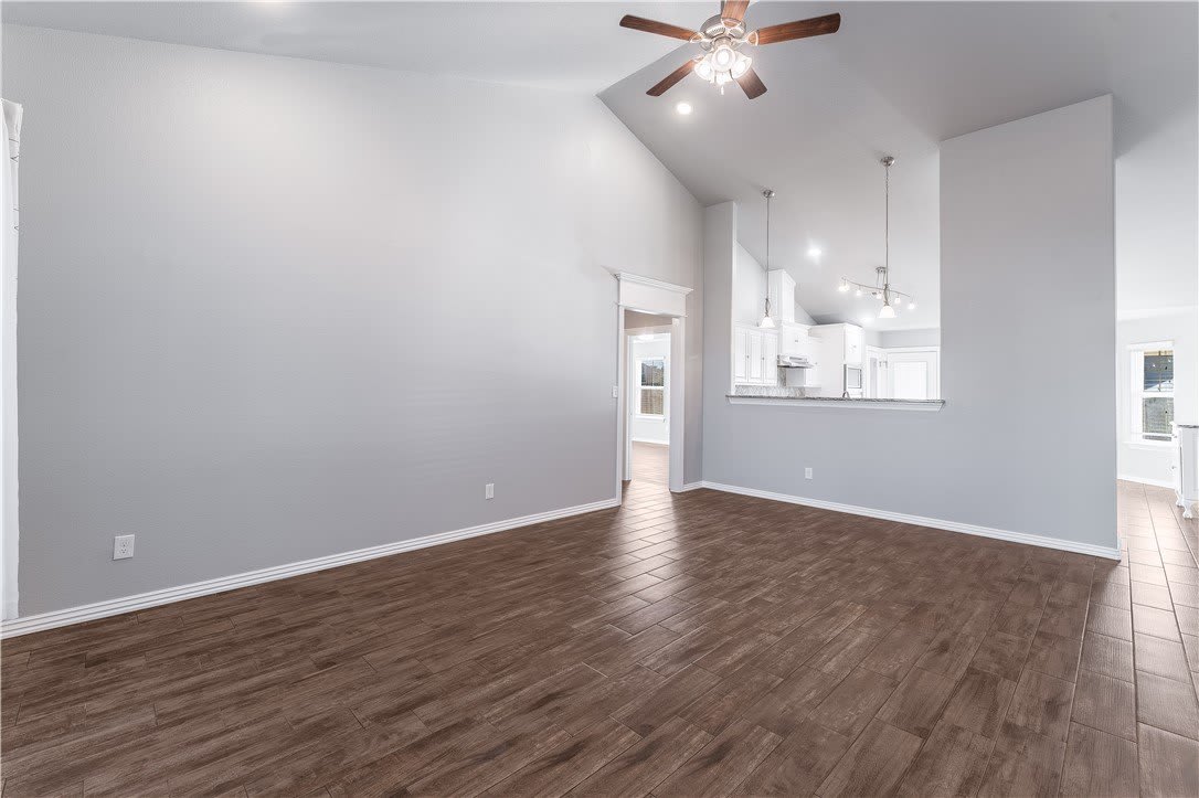 210 Adams Street – photo 3