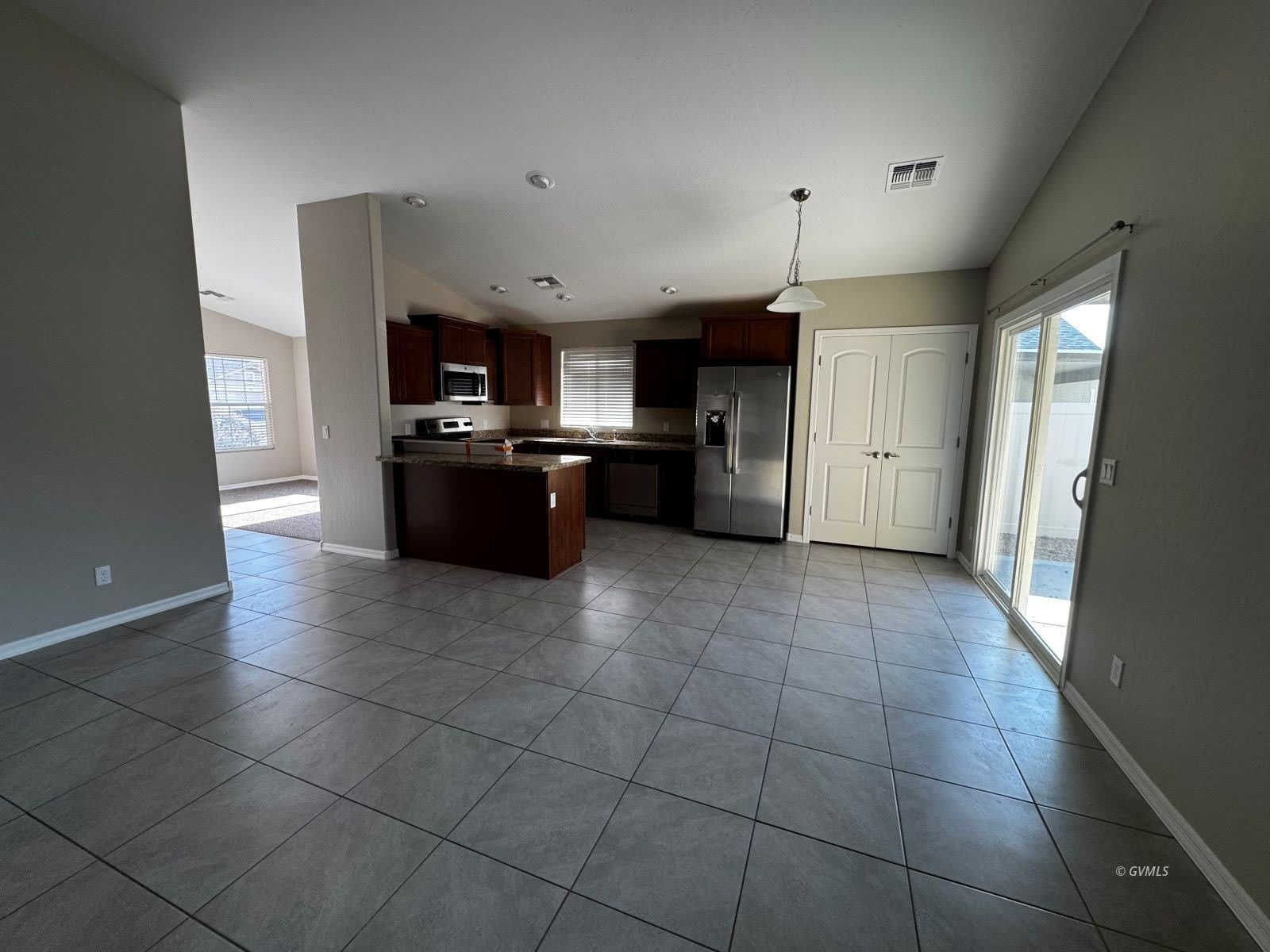 1511 E Stratford Dr – photo 5