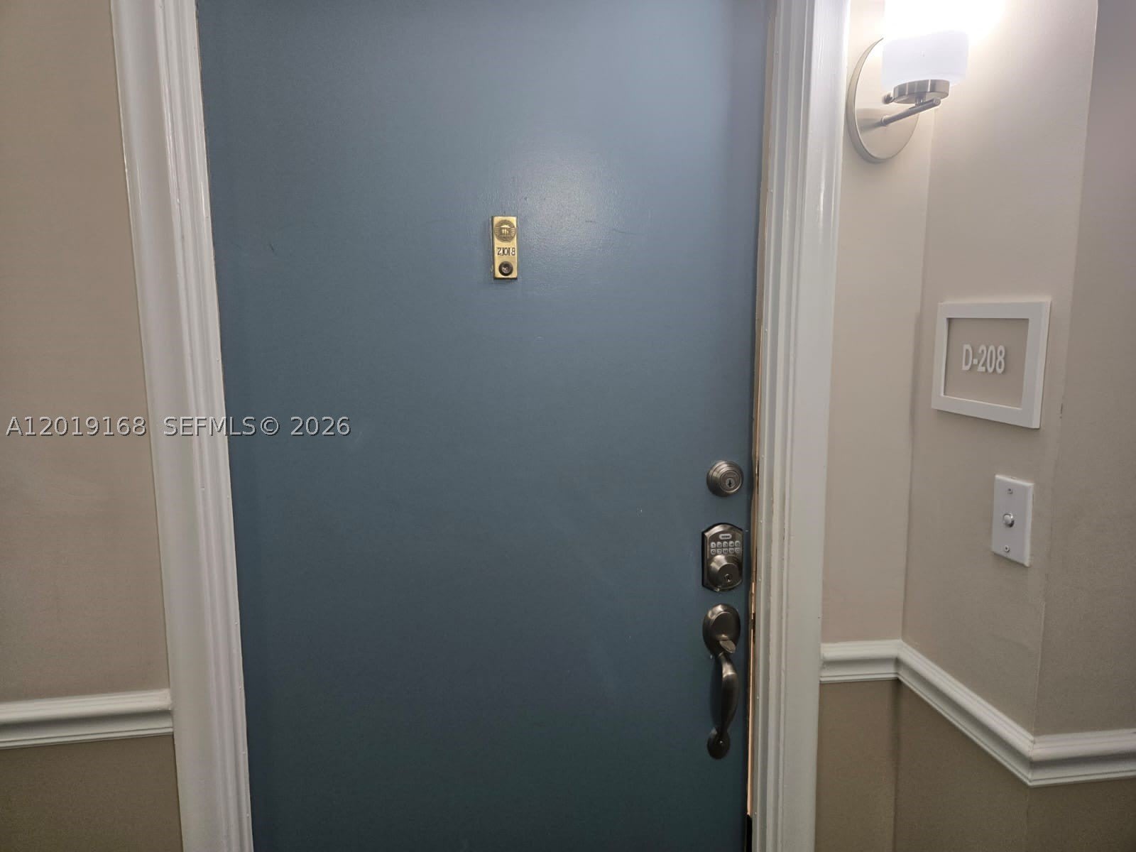 1950 N Andrews Ave – photo 4