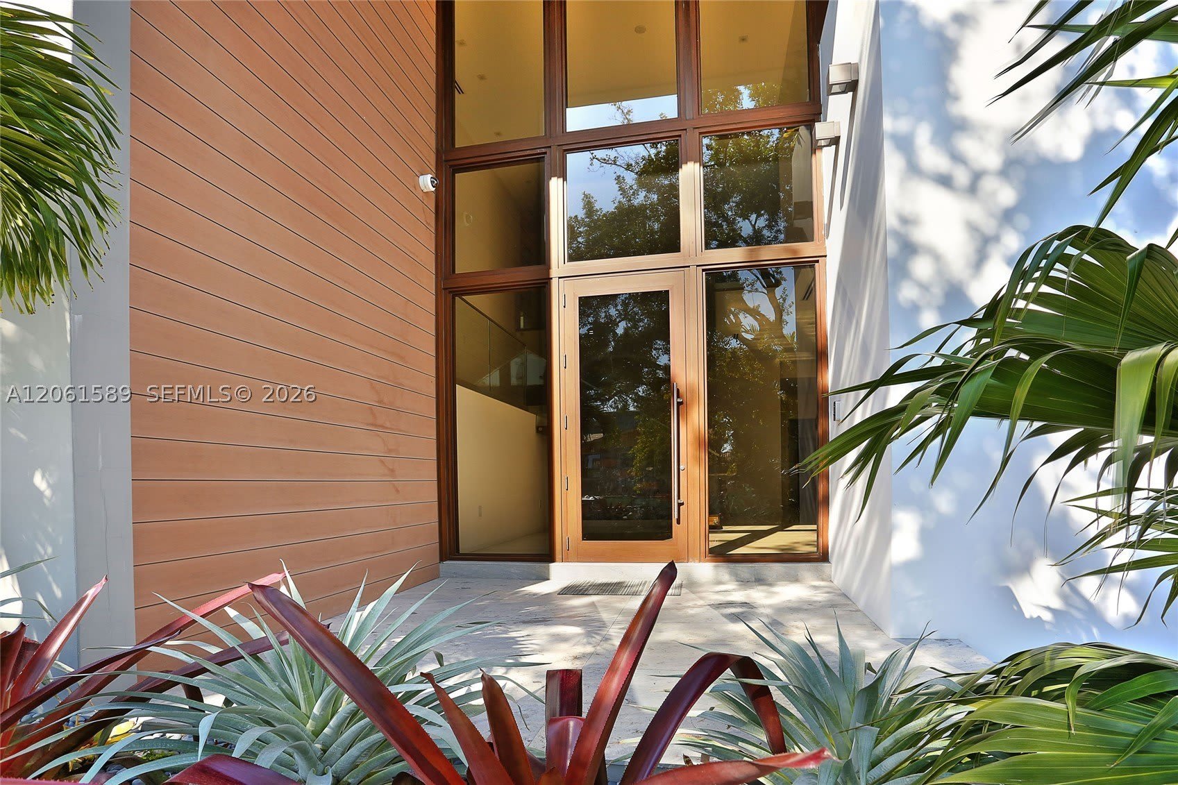 121 Buttonwood Dr – photo 2