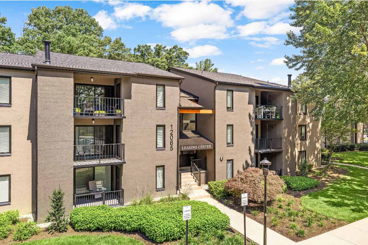 Lerner Springs at Reston Apartment Homes – photo 3