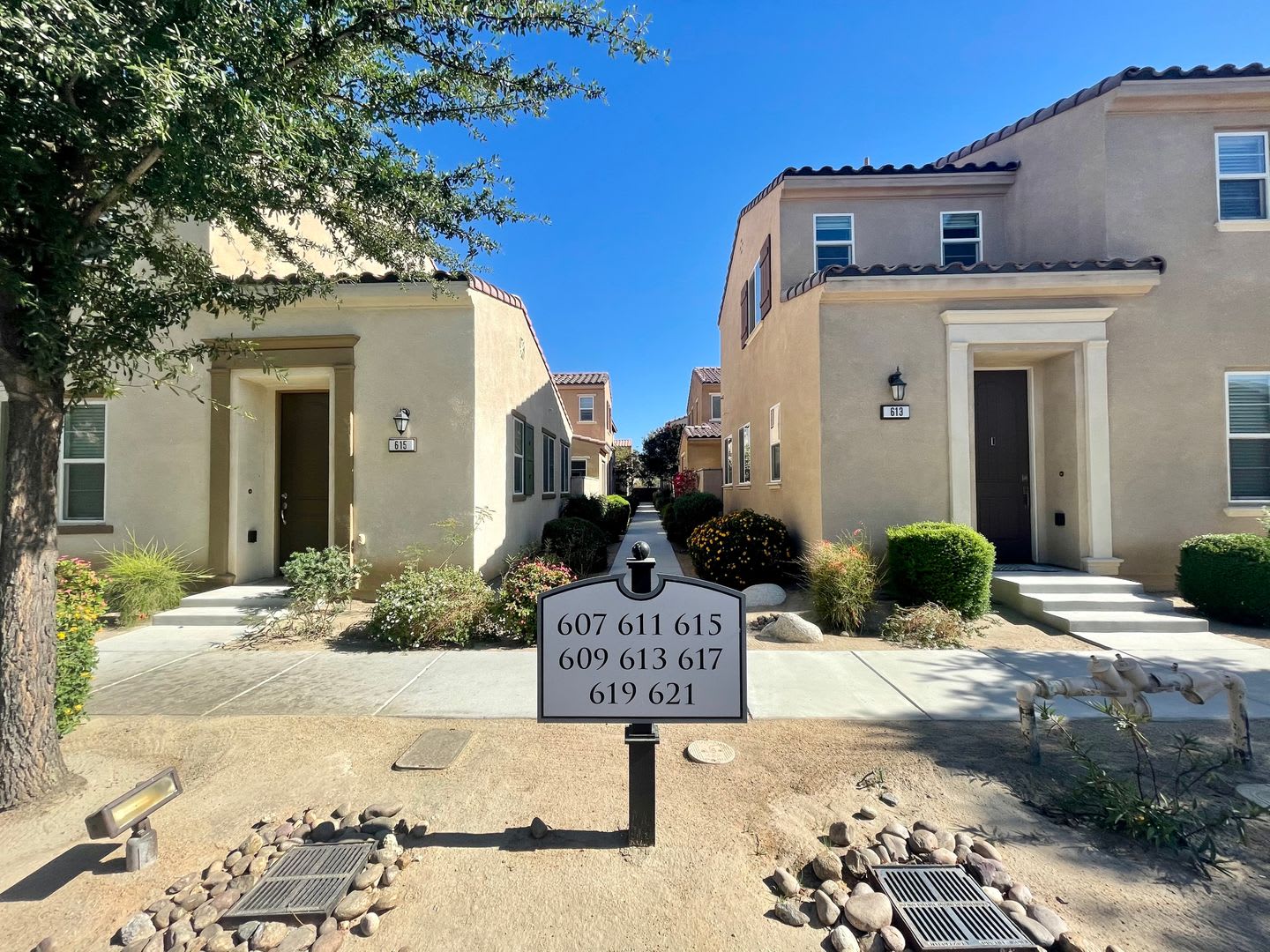 COMING SOON!!! Beautiful 3 Bedroom 2.5 Bathroom Home in Spanish Walk Community in Palm Desert – photo 5
