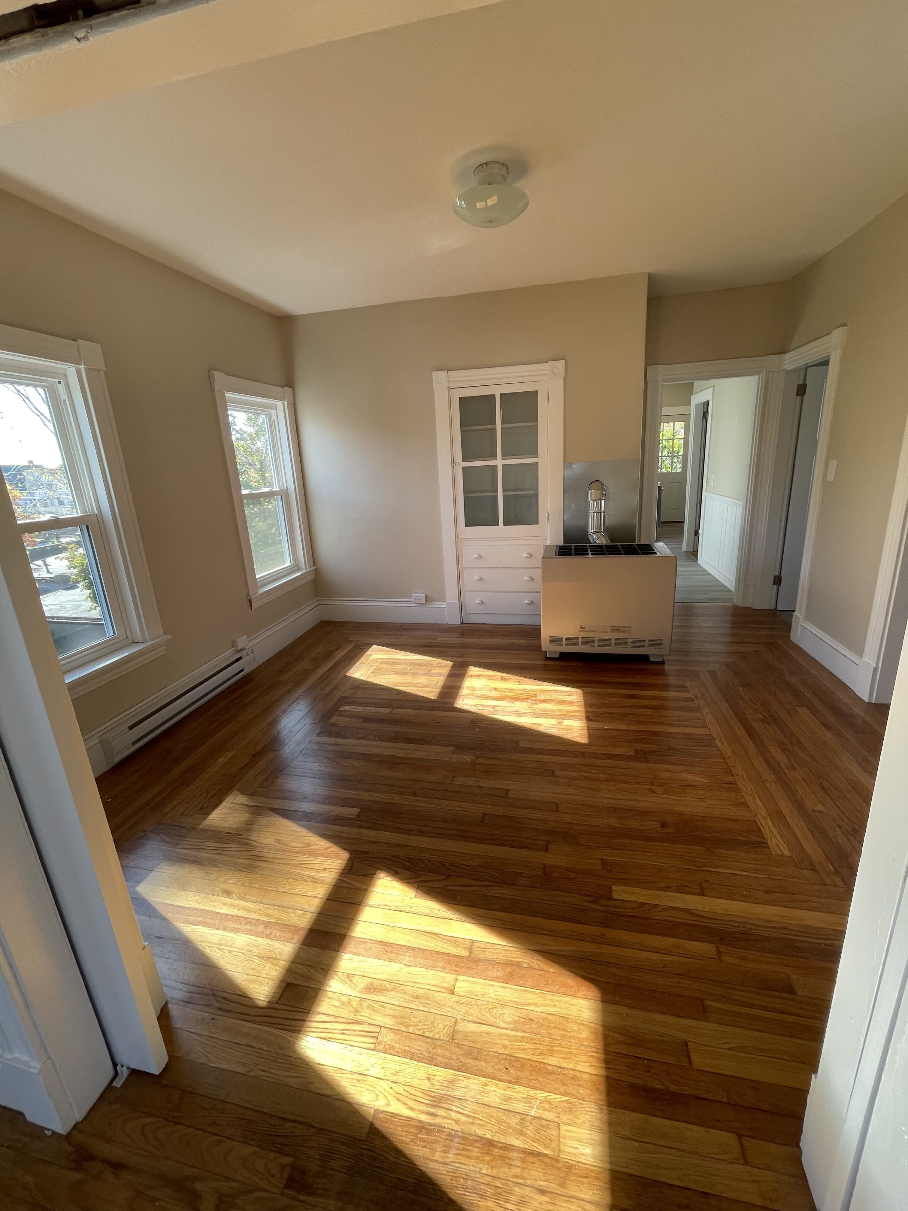 44 E Main St – photo 3