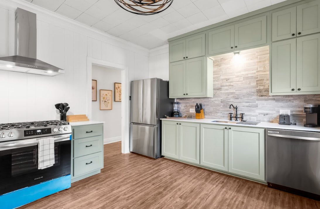 2050 W Mistletoe Ave – photo 3
