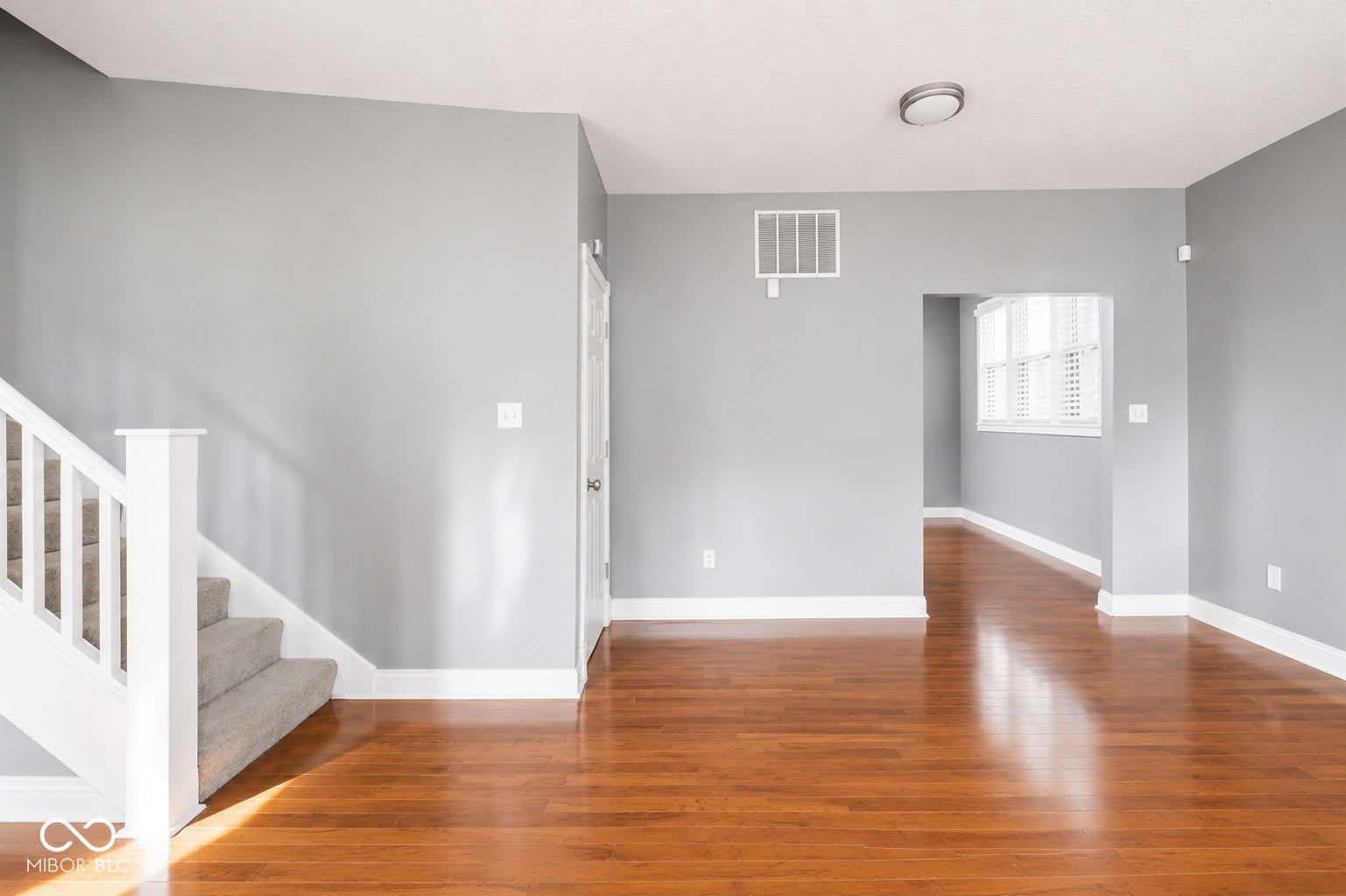 1124 Evison Street – photo 3