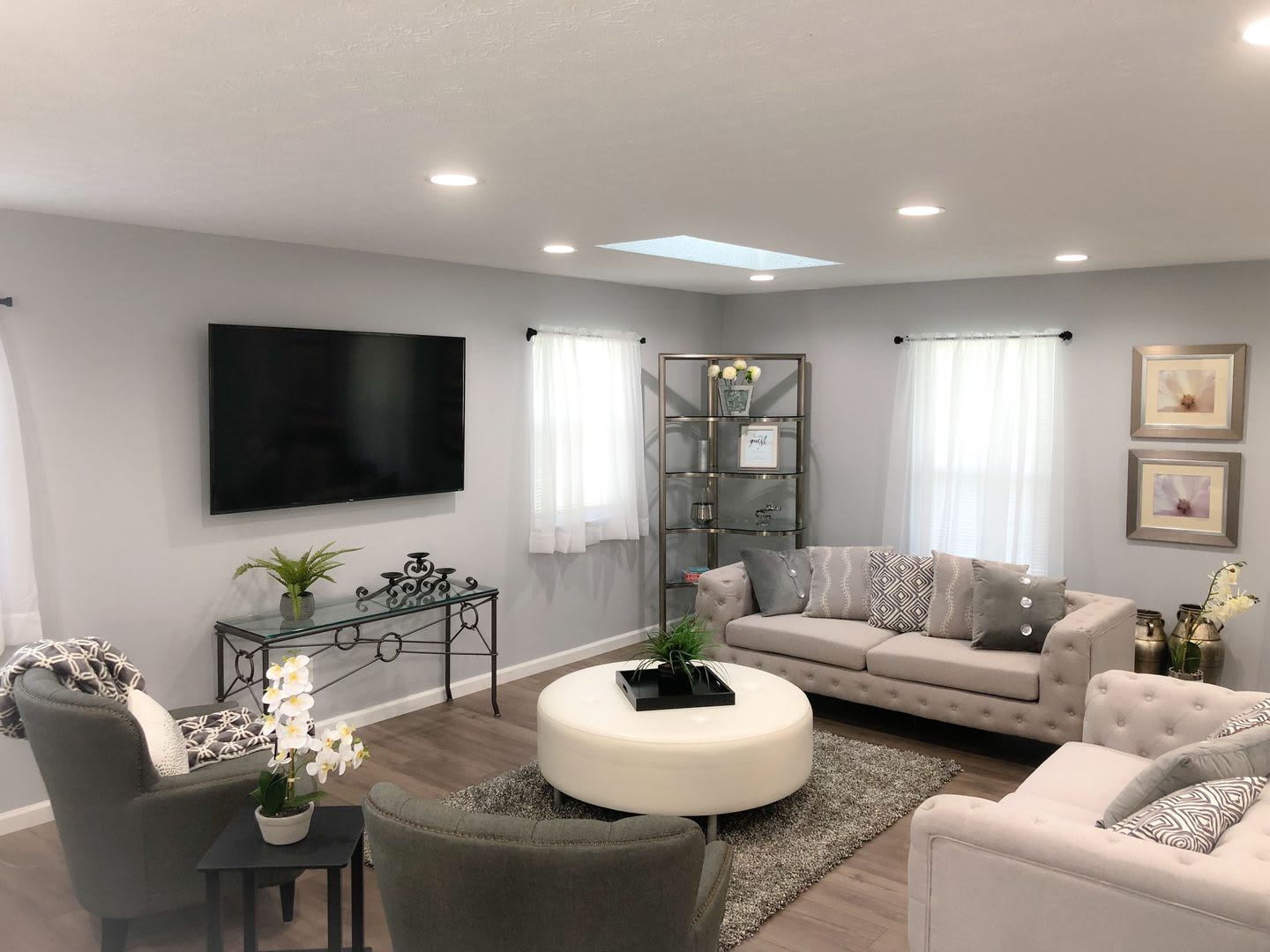 Fully Furnished Short-term rental Includes internet, cable, washer, dryer, etc – photo 2