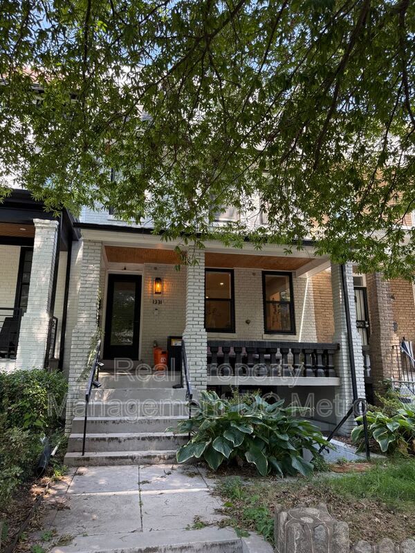 1331 Taylor St Nw 1 – photo 2