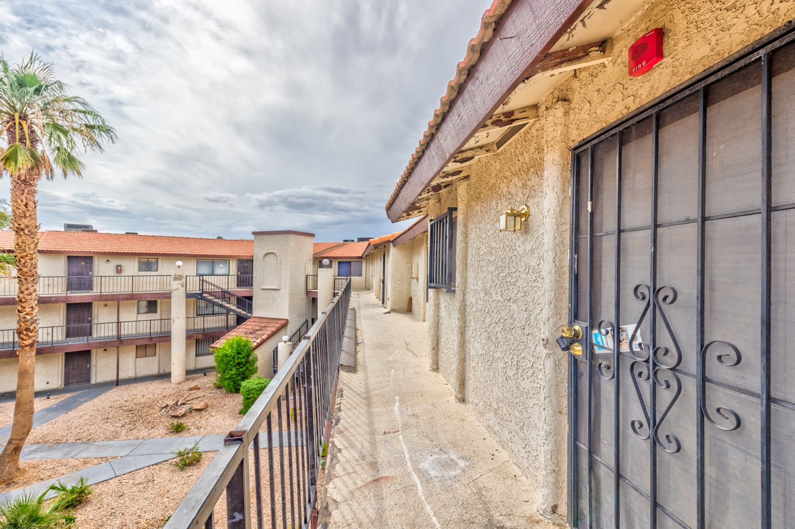 2080 Karen Avenue Unit 63 Las Vegas Nevada 89169 – photo 1