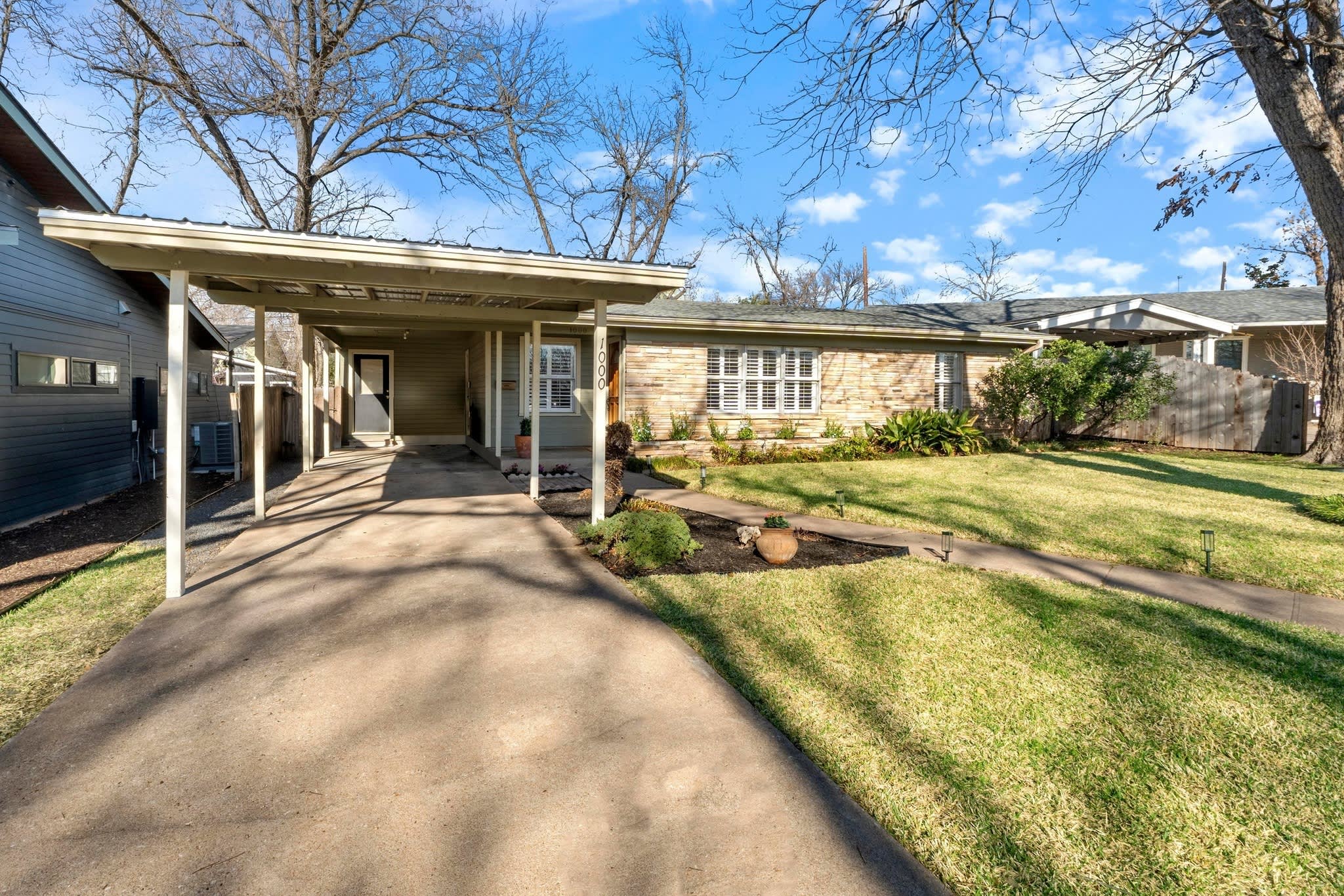 1000 Arcadia Avenue – photo 2