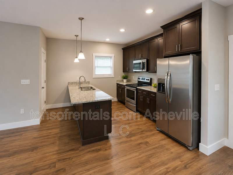 14 Cedar Street – photo 5