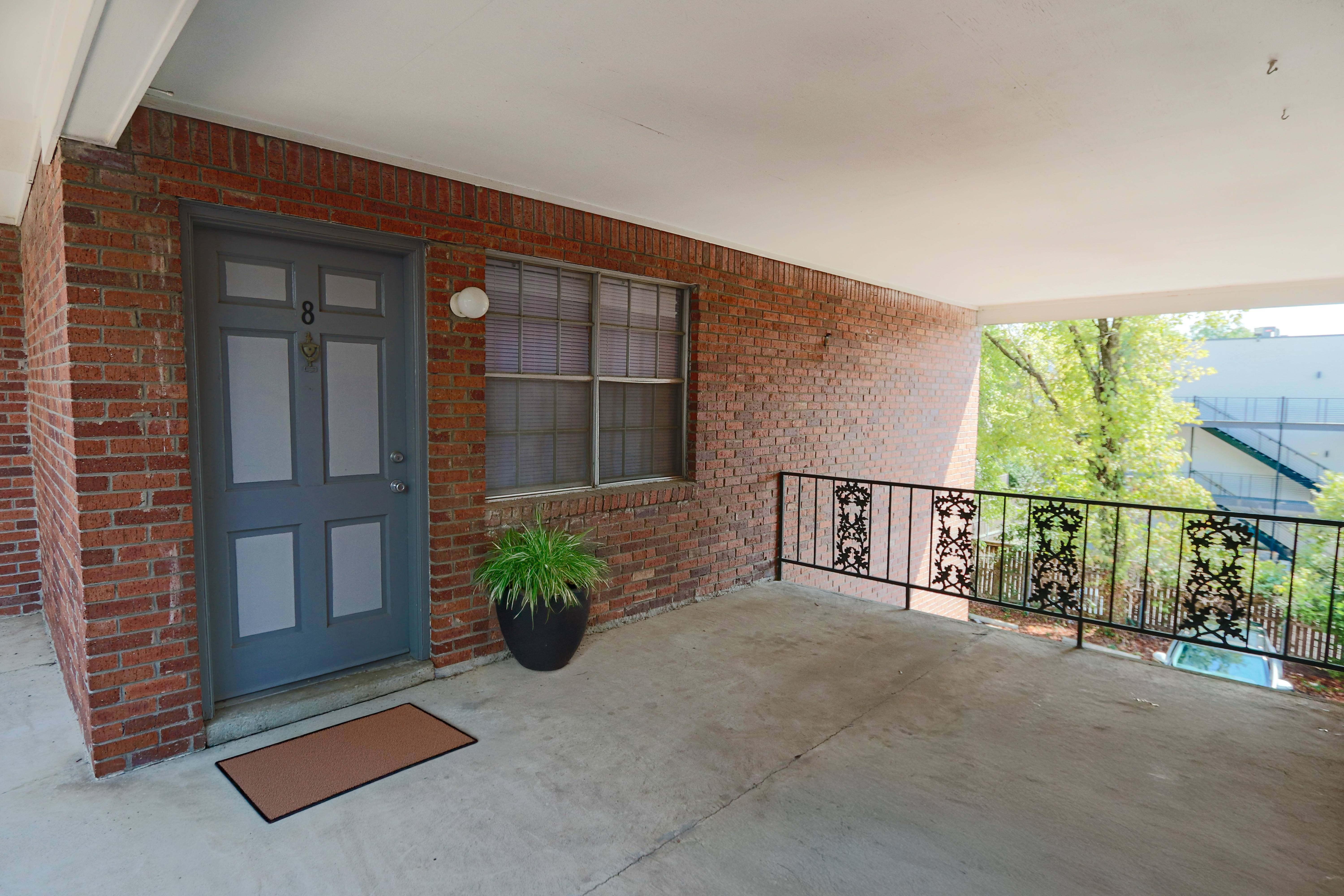 40 S Morrison St – photo 5