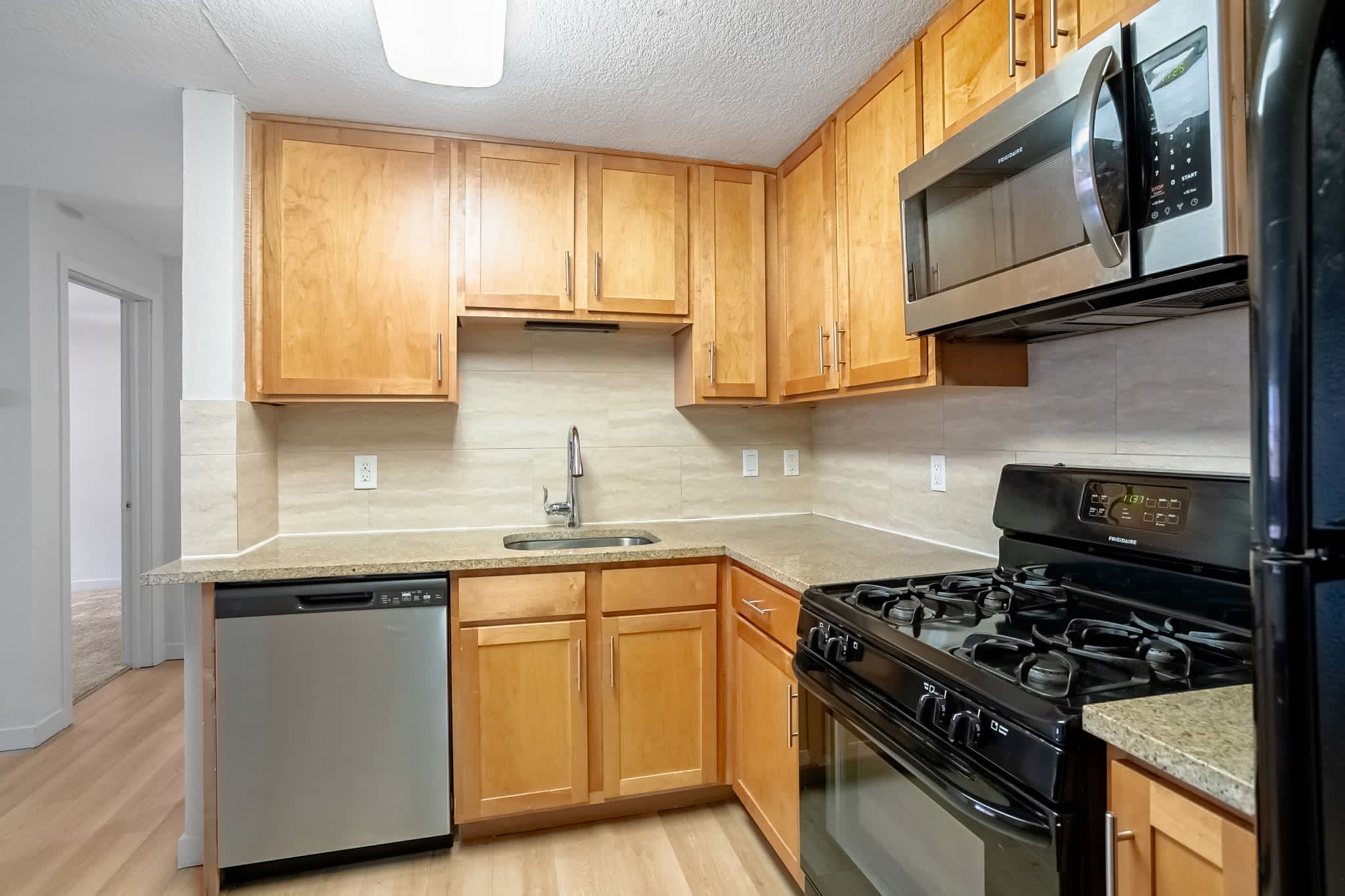 1520 S Albion – photo 4