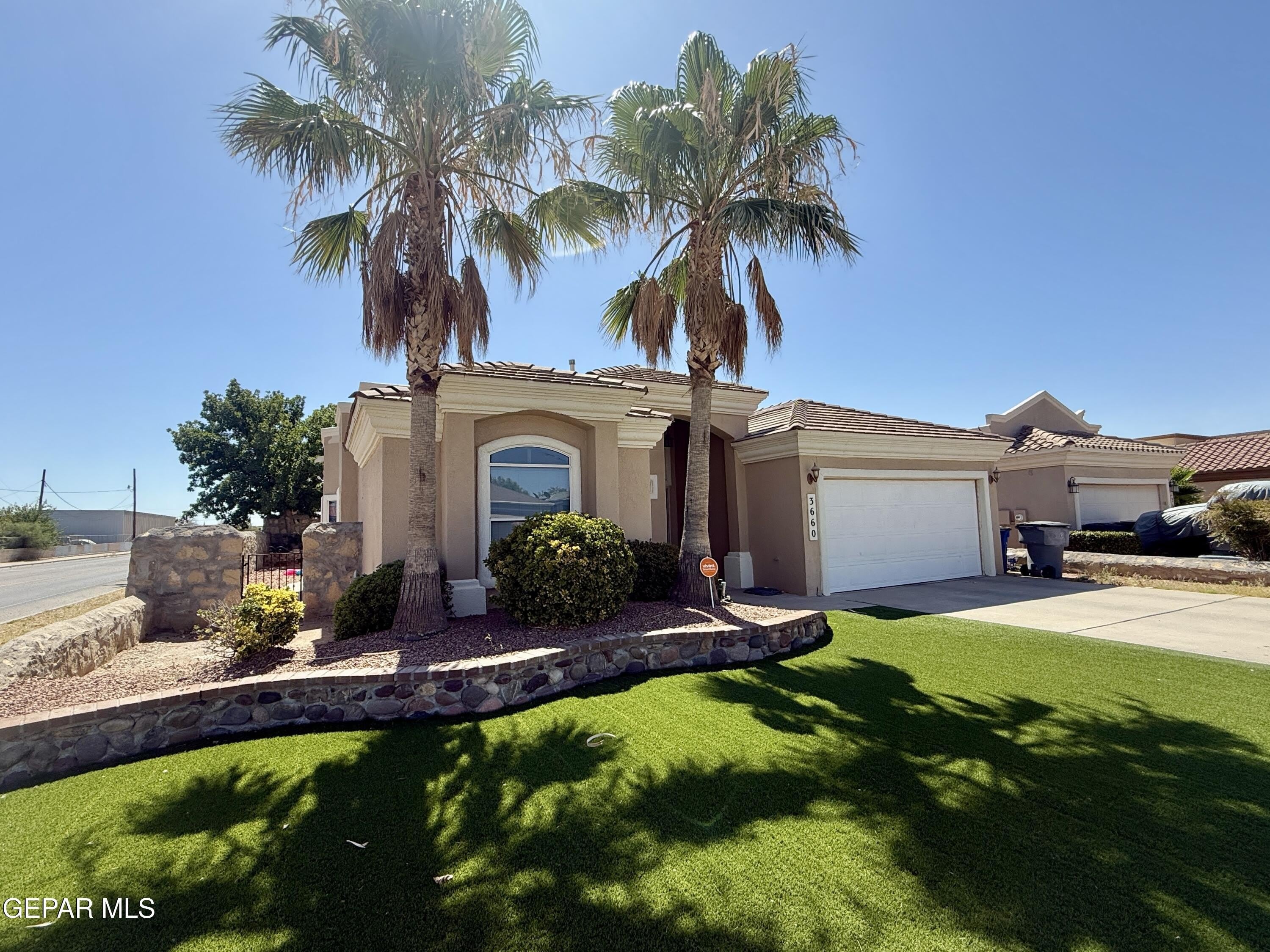 3660 Sammy Reece Place – photo 1