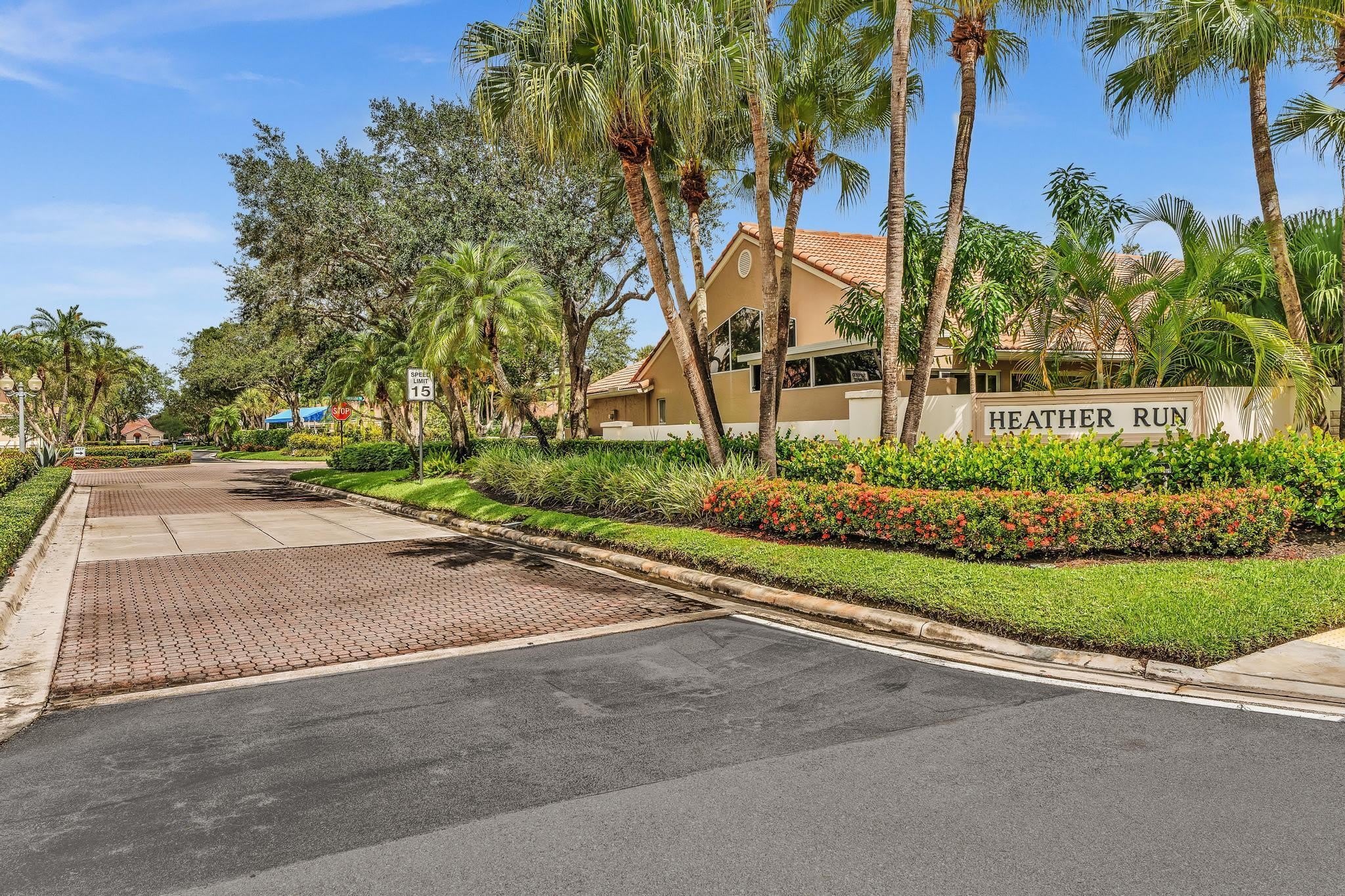 1904 Rosewood Way – photo 2
