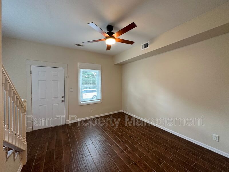 816 Ott St – photo 4