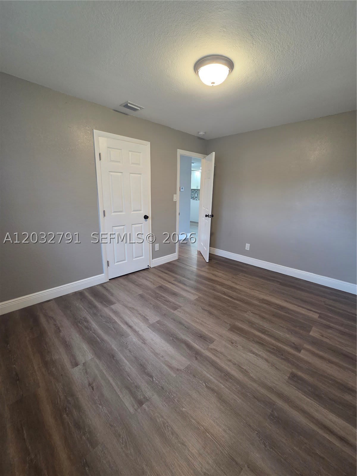 2350 Nw 12Th Ct – photo 5