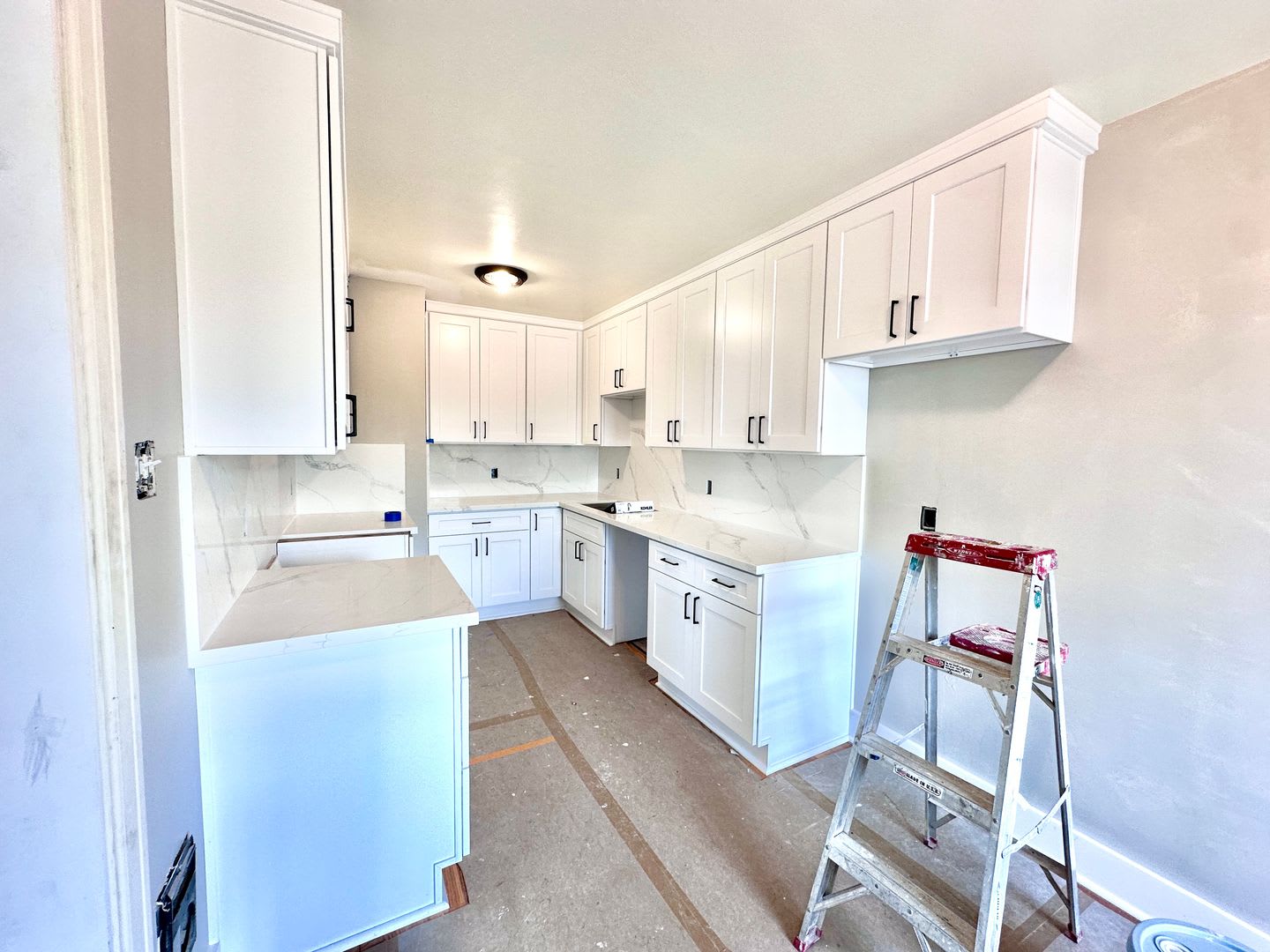 Buckingham Apartments – photo 2