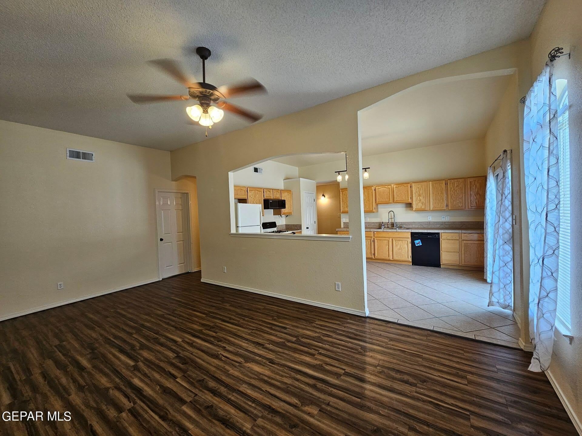 10909 NORTHVIEW Drive – photo 4