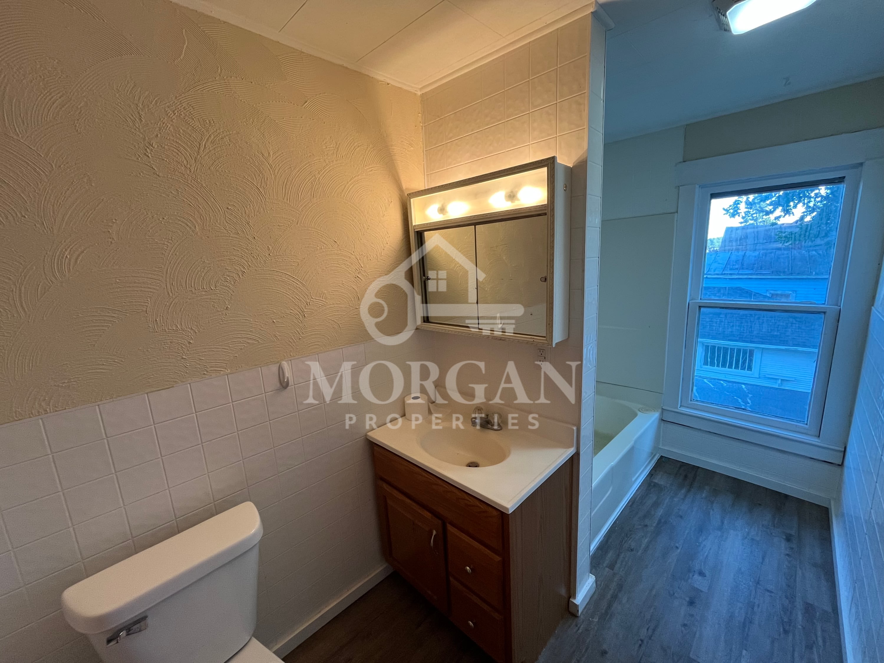 902 Vine Street – photo 4