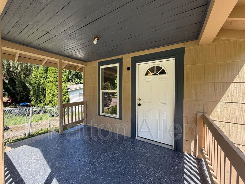 152 Ardmore Street – photo 3