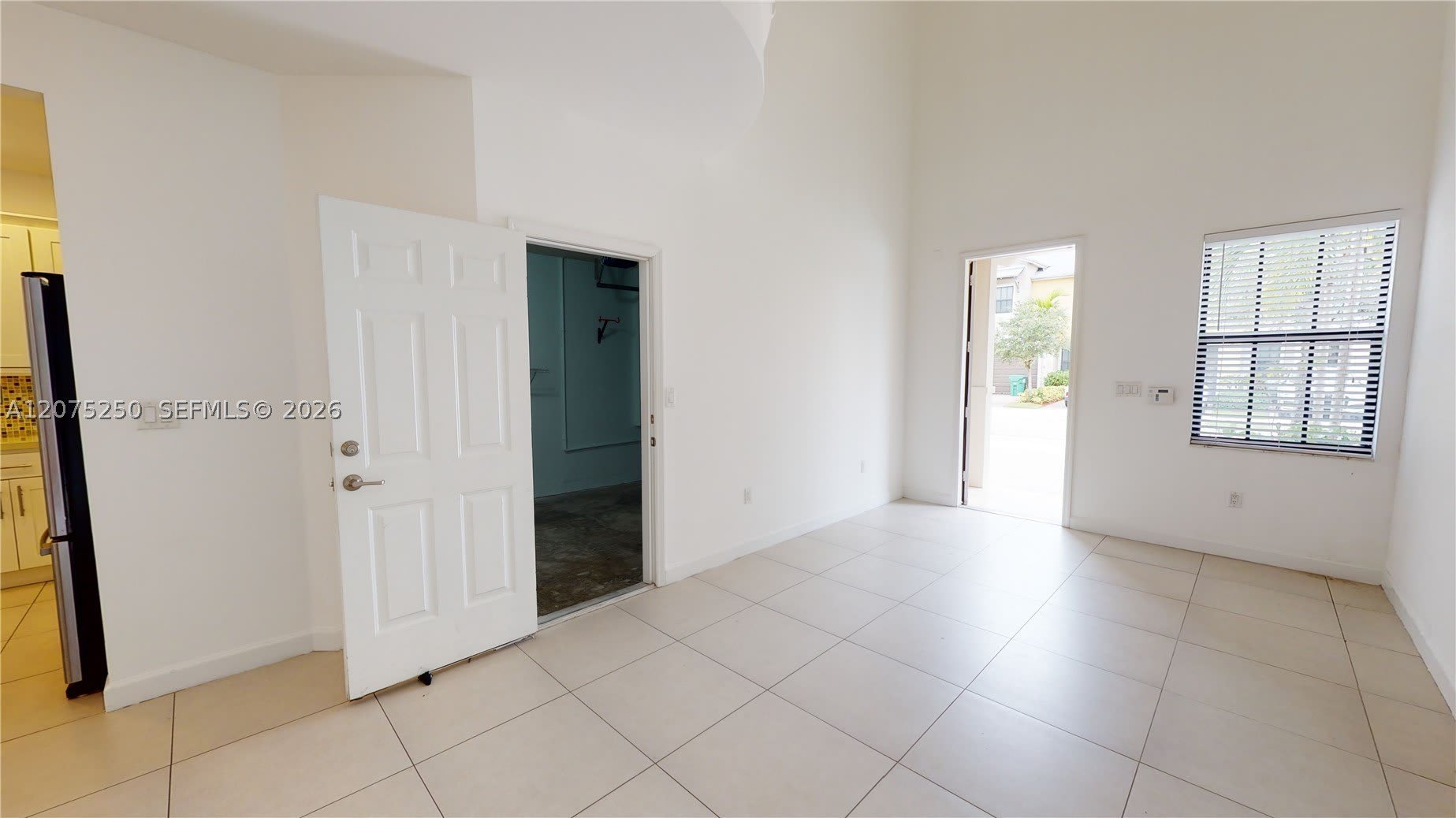 10428 NW 61st St – photo 4