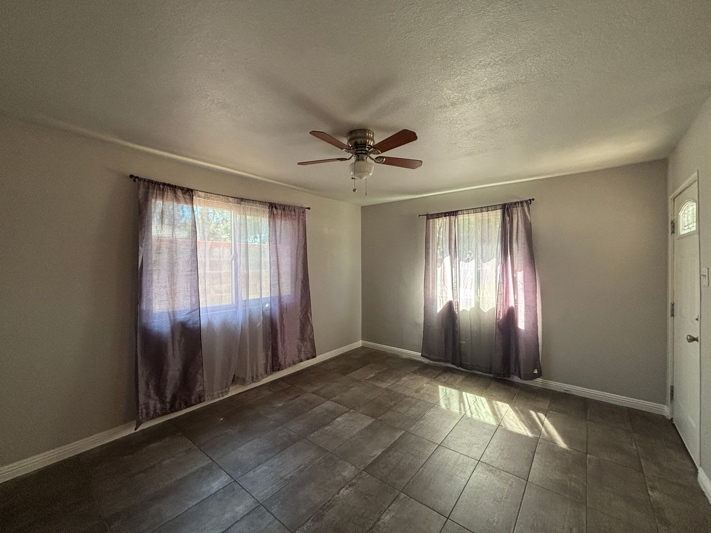 East Lancaster Home – photo 4