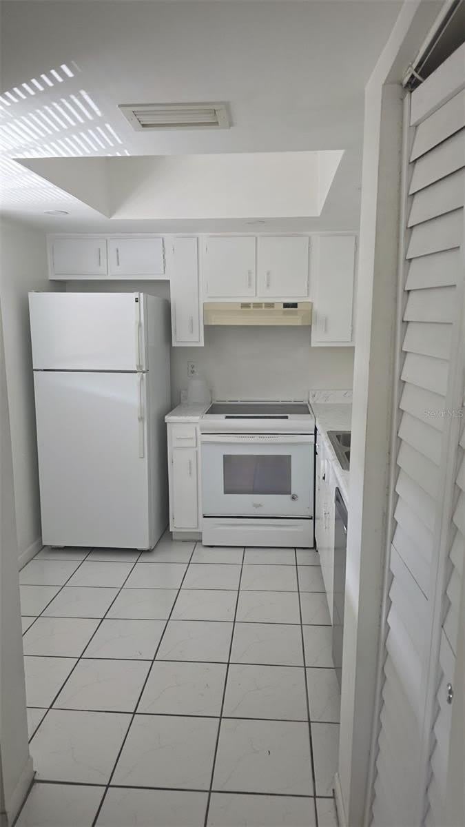 6328 NEWTOWN Circle – photo 3